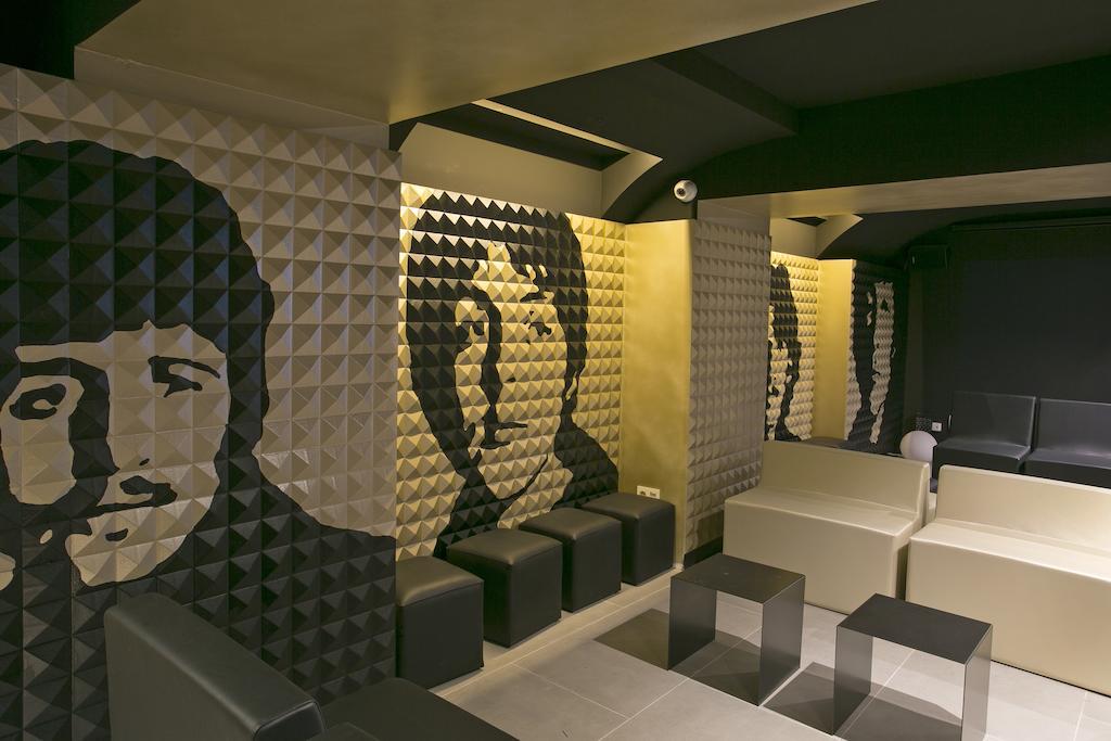 Sant Jordi Hostels Rock Palace Barcelona Exterior foto
