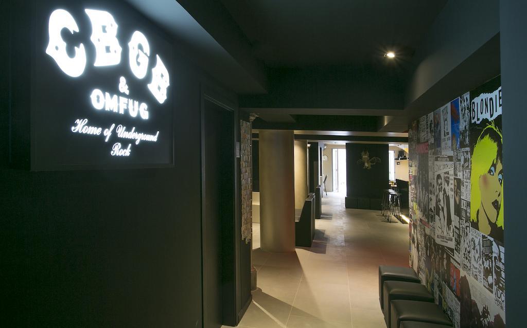Sant Jordi Hostels Rock Palace Barcelona Exterior foto